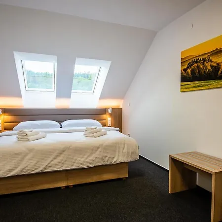 čertovy Skály 4* Lidecko